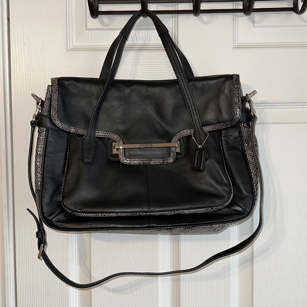 Coach hand bag/crossbody